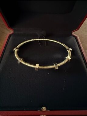 Cartier Ecrou bracelet. Yellow gold. Size 18